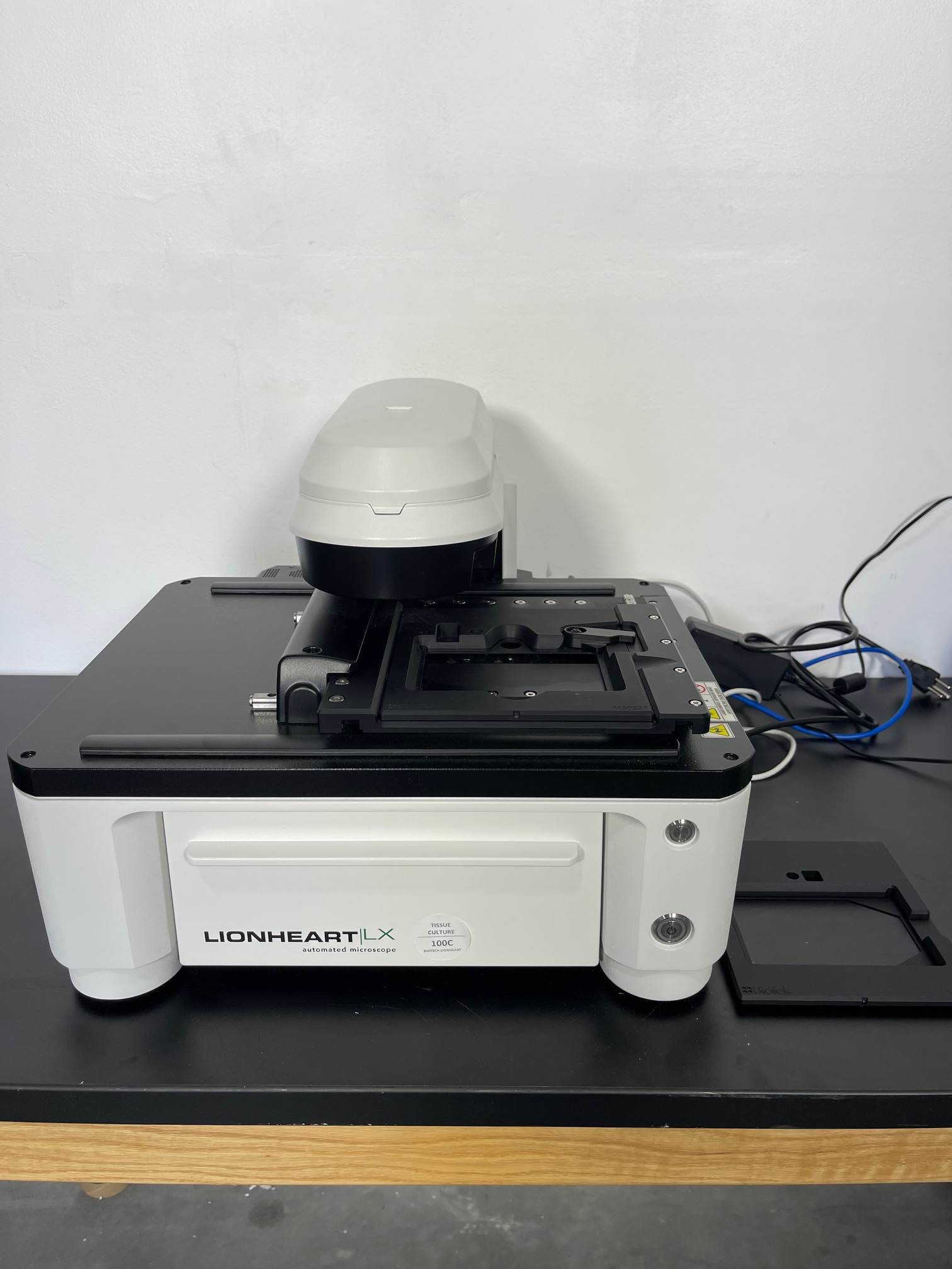 BioTek LionHeart LX Automated Microscope